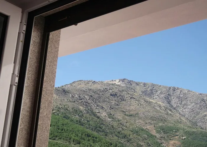 Casa Do Adro - Serra Da Estrela Feriehus *